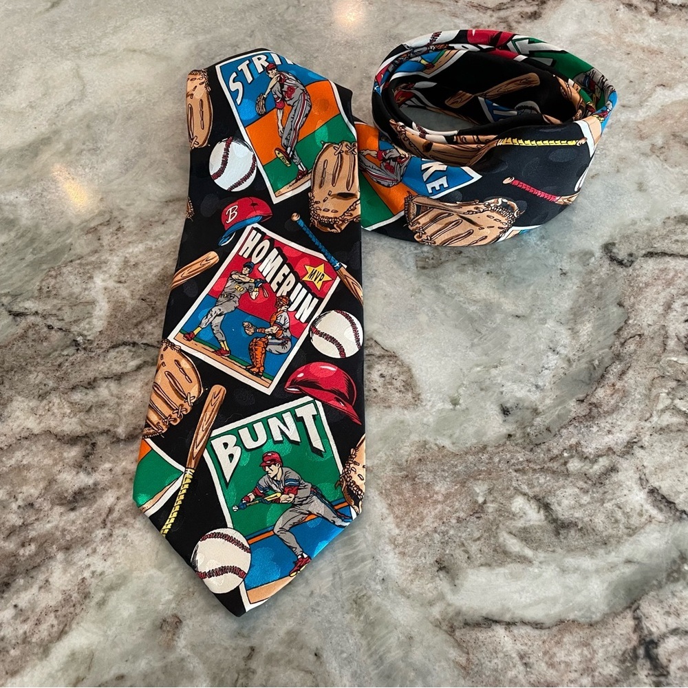 Vintage Baseball Mens Tie 100% Silk Baseball Card, Bat, 90'S
